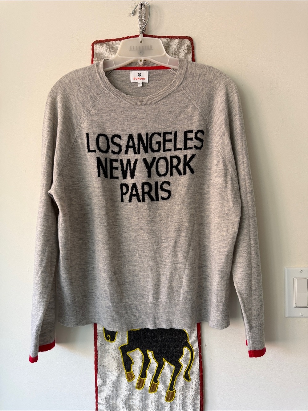 “SUNDRY” Los Angeles New York Paris Sweater